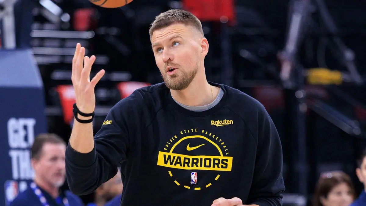 Warriors caută drumuri de ieșire pentru Porzingis, în umbra incertitudinii sănătății